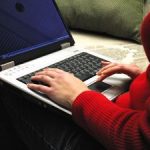 450115_laptop_user_2 450115_laptop_user_2