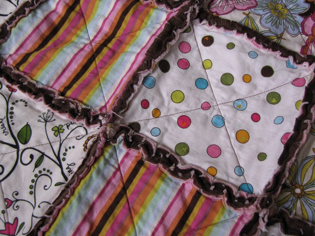 How To Make a Fast & Easy Quilt Mom Spark Mom Blogger