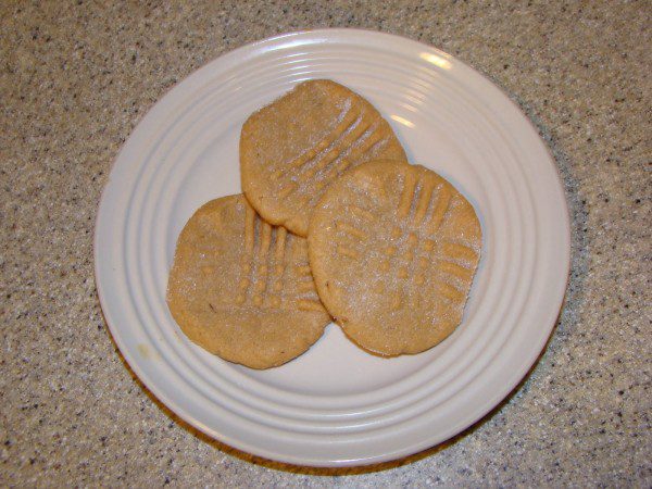 easy 3 ingredient peanut butter cookie recipe momspark.net eggs sugar easy 3 ingredient peanut butter cookie recipe momspark.net eggs sugar