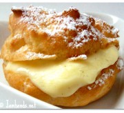 Valentine's Day Dessert: Cream Puffs with Vanilla Bean Pastry Cream Recipe
