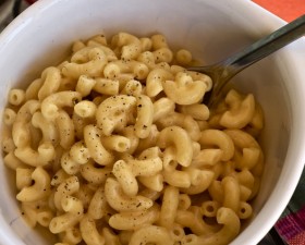 Homemade Mac Cheese momspark.net
