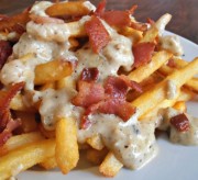 Crispy Fries with Bacon and Blue Cheese Sauce Recipe
