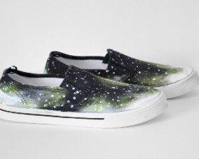 Shoe Makeover: Galaxy Shoes for Men, Women and Children Tutorial momspark.net