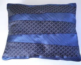 Necktie Pillow for Dad Tutorial momspark.net