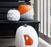 Don't feel like scooping pumpkin goop and carving your creations this year? Get craft with these fun painted pumpkin ideas instead! They'll last longer too!