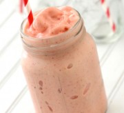 Strawberry Pick-Me-Up Smoothie
