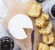 Easy Brie and Fruit Spread Jelly Bruschetta Appetizer Recipe