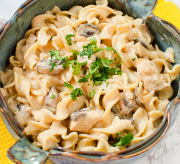 Slow Cooker Chicken & Mushroom Stroganoff Recipe