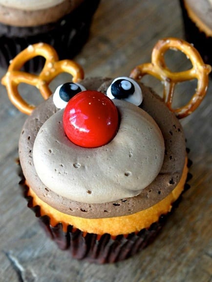 Adorable Rudolph Reindeer Cupcakes