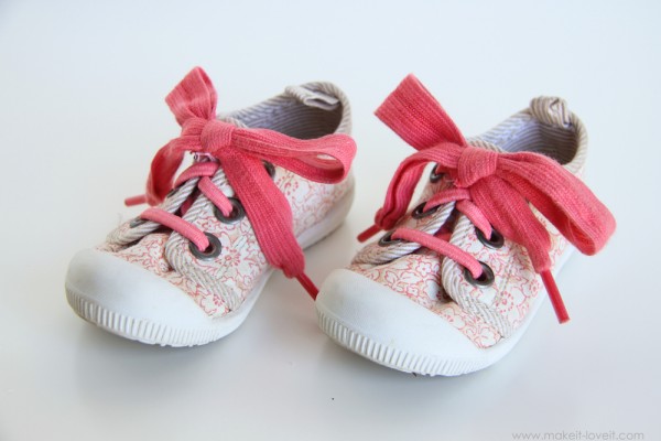 Elastic Shoelaces with Attached Bow Shoe Makeover