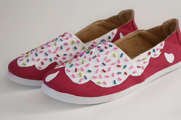 Sweet Cupcake-Inspired Girls Shoes Makeover