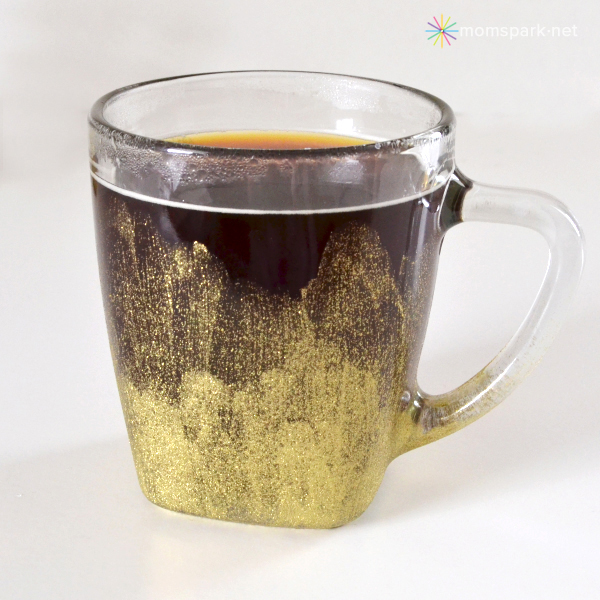 DIY: Glittery Gold Coffee Mugs Craft