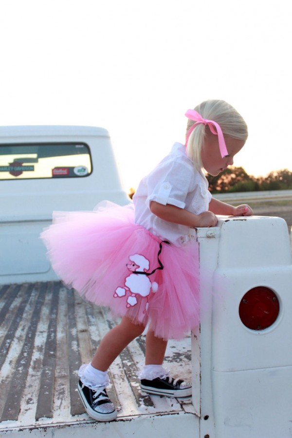 1950s Sock Up Poodle Skirt Halloween Costume