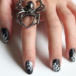 Spider Web Nail Art