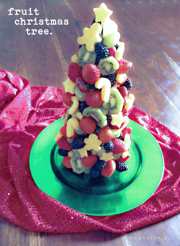 Christmas Tree Fruit Display | Mom Spark - A Trendy Blog for Moms - Mom ...