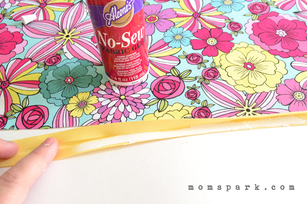 DIY Reversible No Sew Placemats