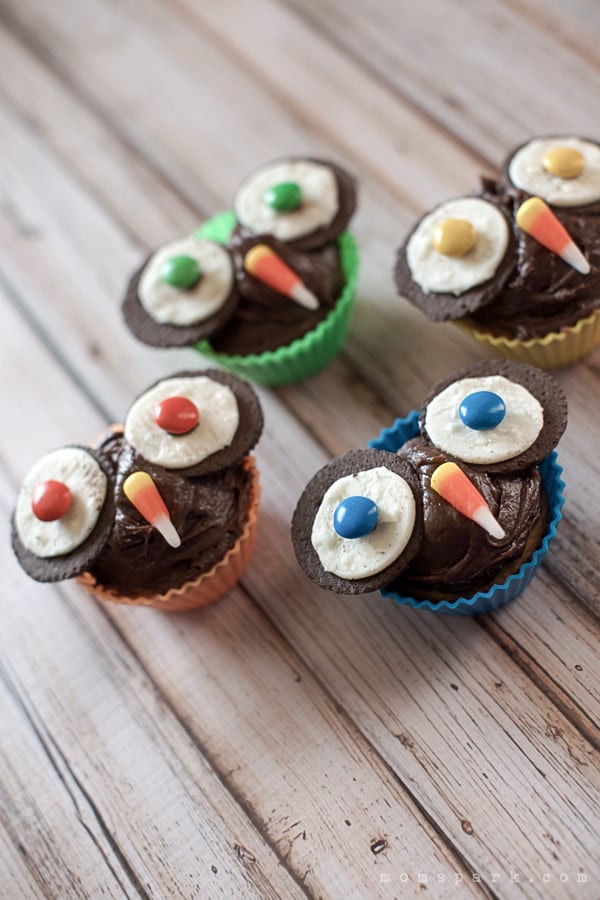 How to Make Owl Cupcakes for Fall and Halloween!