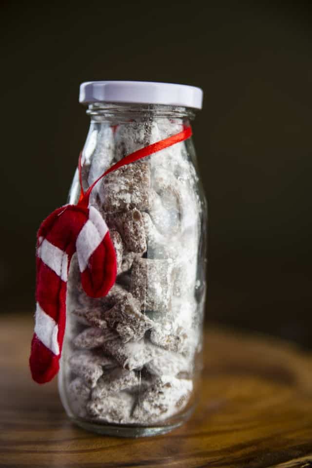 How to Make Chex Muddy Buddies