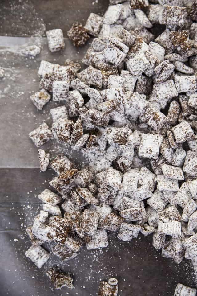 How to Make Chex Muddy Buddies