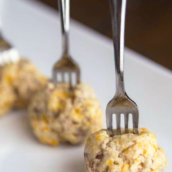 Cheddar Sausage Balls Recipe