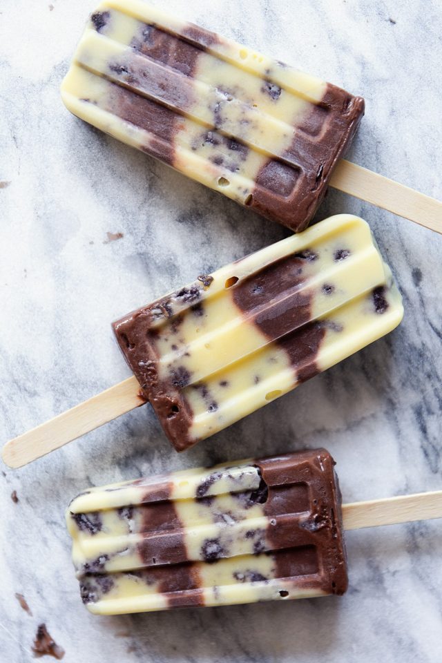  Bailey's Cookies and Cream Popsicles