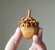 This acorn donut hole recipe is a fun way to celebrate the end of summer and the beginning of fall!