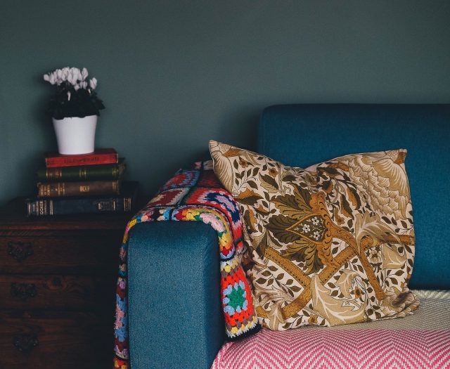 10 Essentials on How to Hygge (Living Cozy)